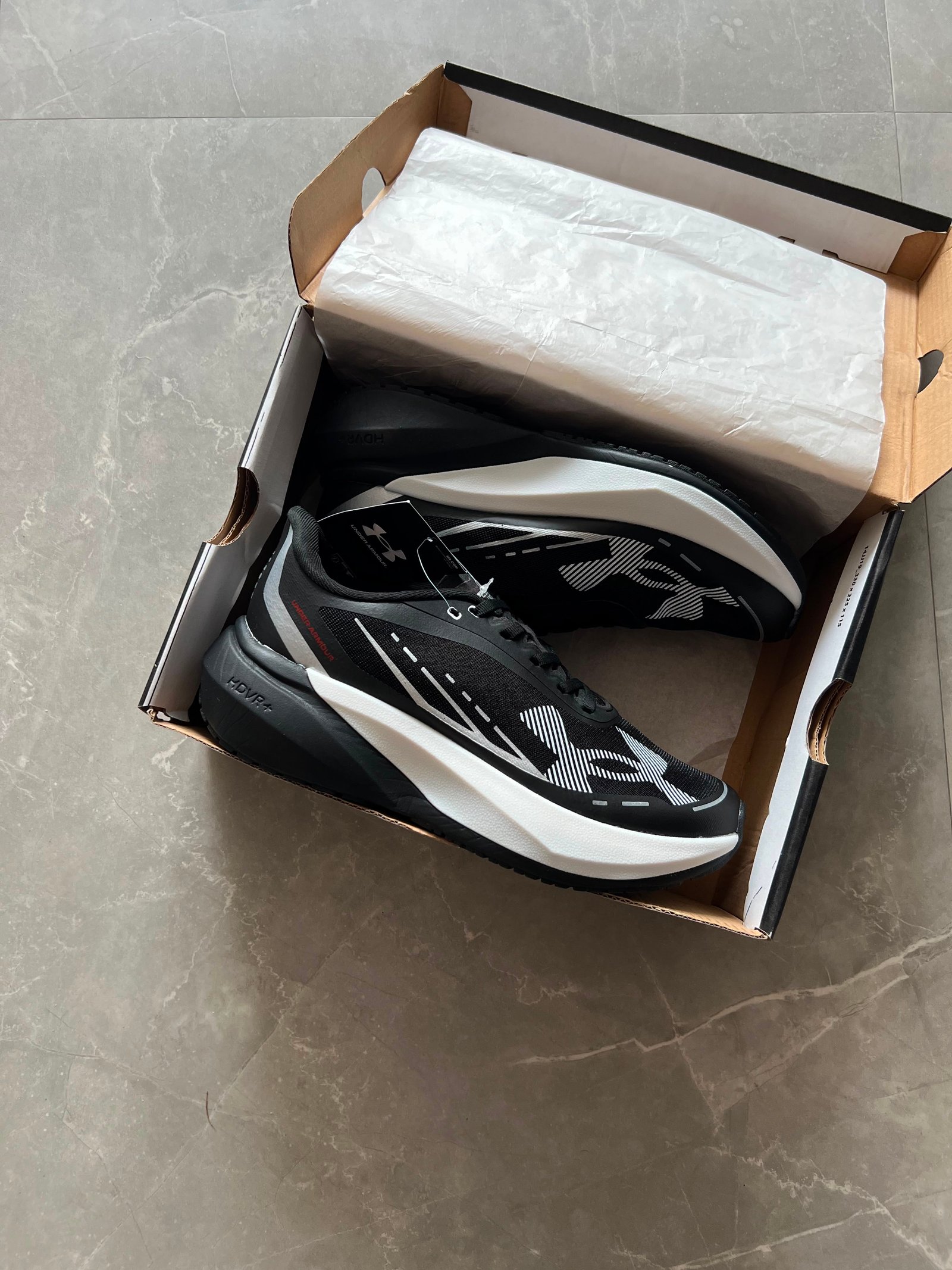 Premium Performance Running Shoes – Lightweight Everyday Trainers