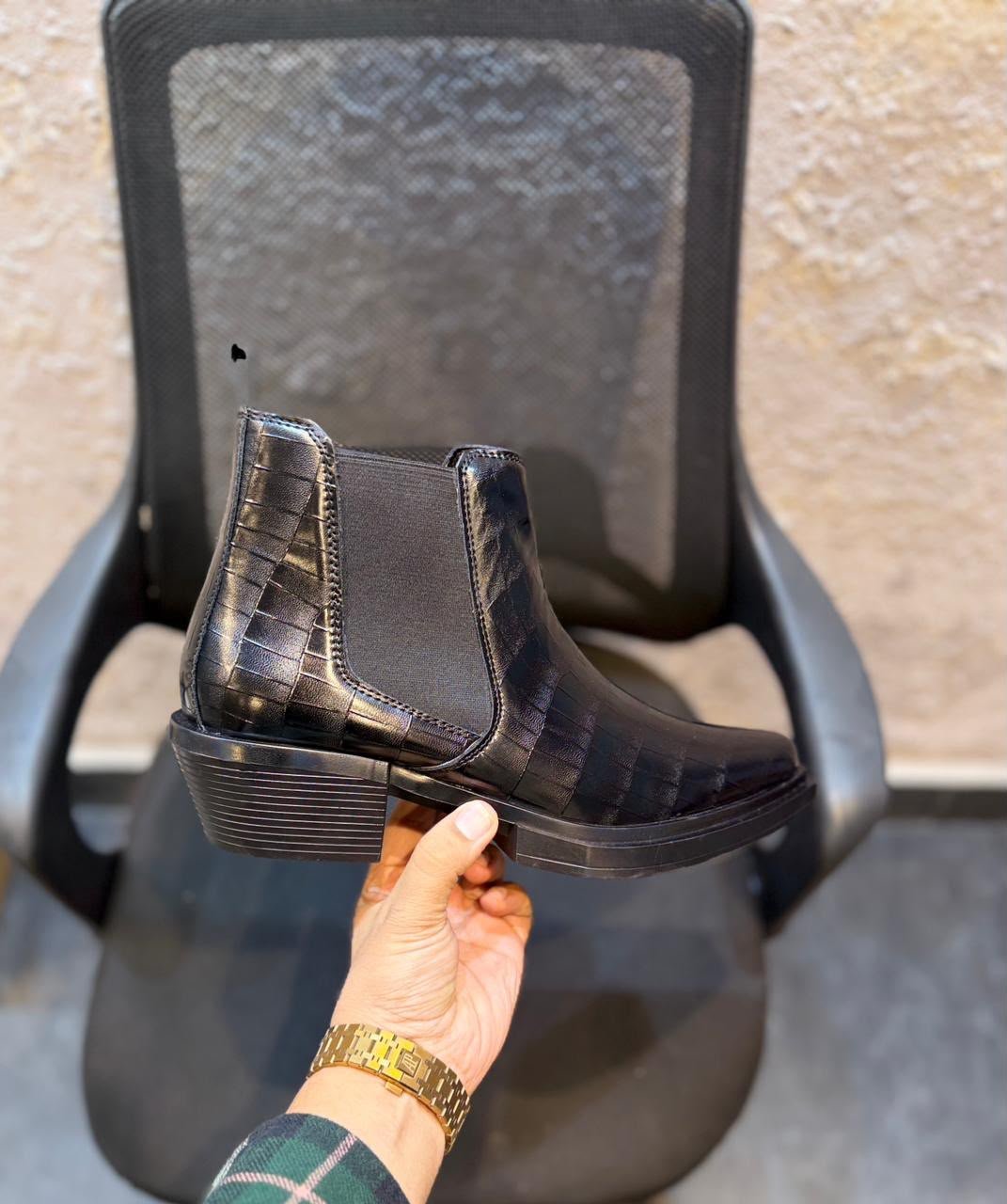 Aesthetic Designer Boots – Premium Quality (1) Aesthetic Designer Boots – Premium Quality