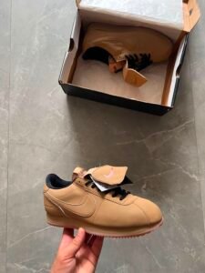 Cortez SE Premium Sneakers – Black & Brown