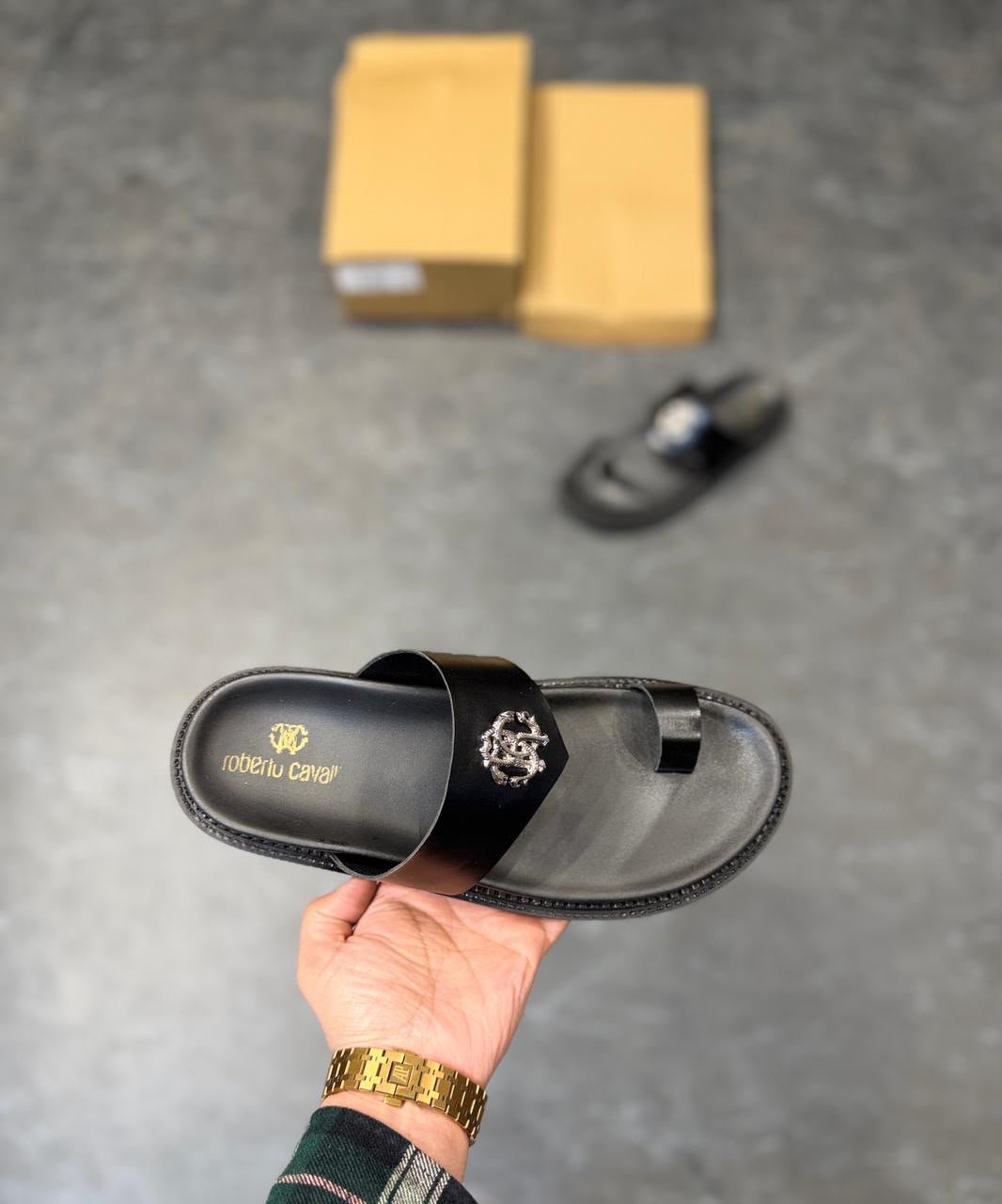 Luxury Comfort Soft Sole Slippers – Premium Lifestyle Edition (4) Luxury Comfort Soft Sole Slippers – Premium Lifestyle Edition