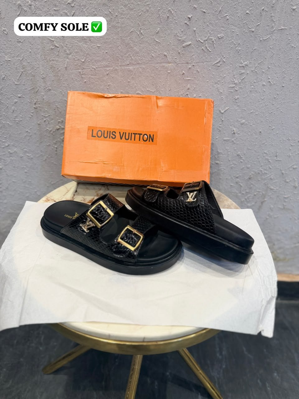 Metallic Logo Comfy Flip Flops – Men's Premium
