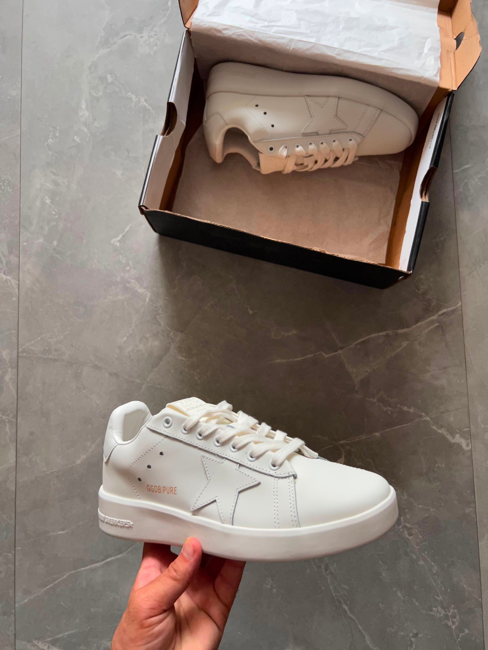 Purestar Premium Sneakers – Complete Box