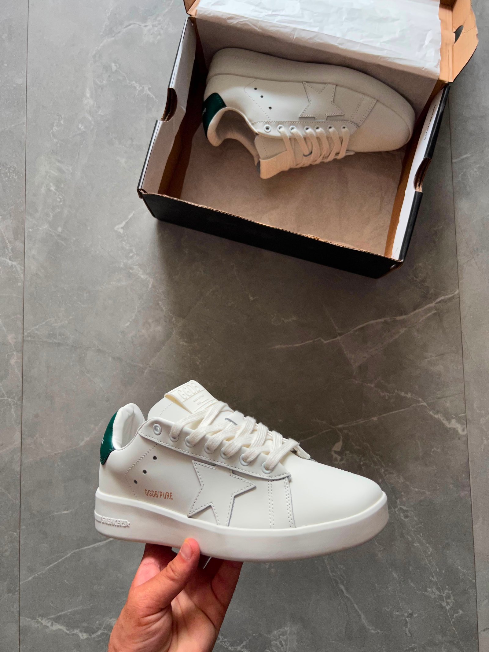 Purestar Premium Sneakers – Complete Box