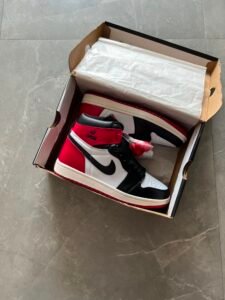 Retro 1 High Black Toe Reimagined Sneakers – Premium Lifestyle Edition