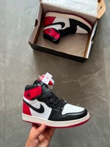 Retro 1 High Black Toe Reimagined Sneakers – Premium Lifestyle Edition