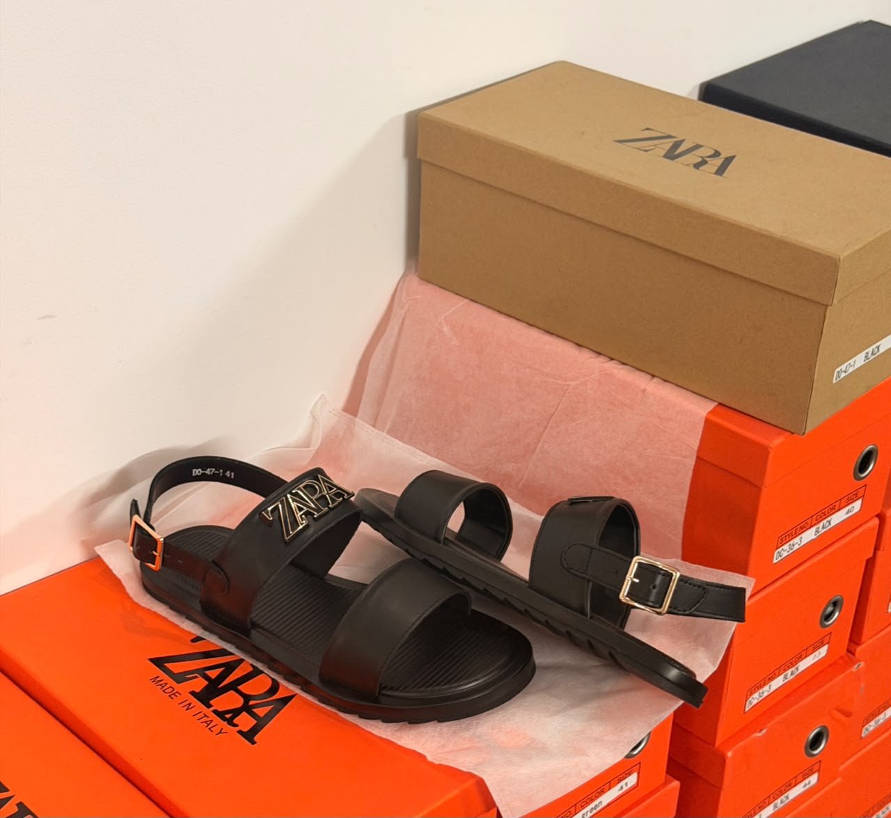 Black Leather Sandals – Minimal Summer Style