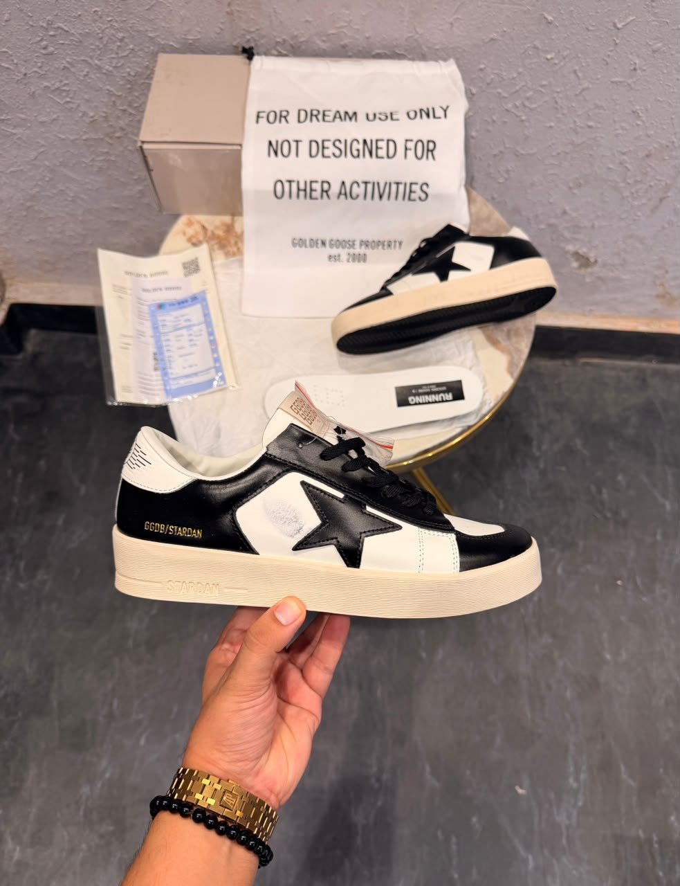 Black White Star Sneakers – Retro Distressed Style
