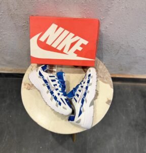 Metallic Royal Blue Sneakers – Retro Runner Style