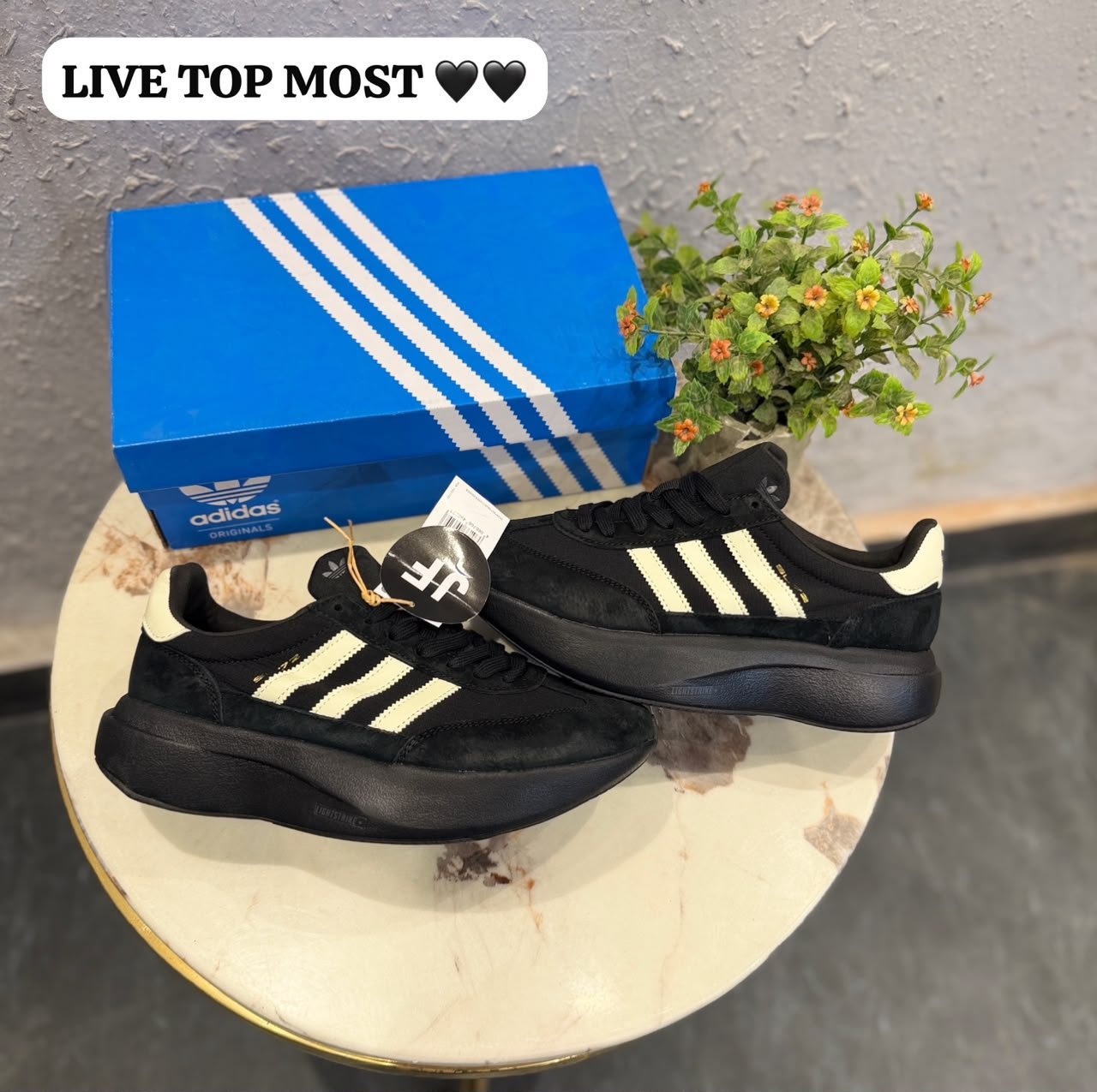SL72 Pro Black White Sneakers – Retro Runner Style