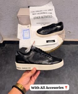 Star Distressed Sneakers – Vintage Street Appeal