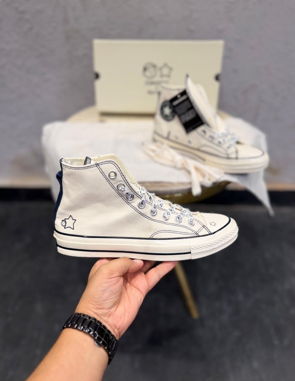 White Mid Sneakers – Artistic Canvas Street Style (1) White Mid Sneakers – Artistic Canvas Street Style